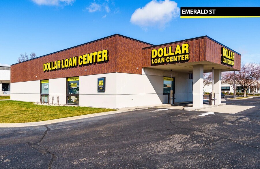 Dollar Loan Center Portfolio portefeuille de 3 biens à vendre sur LoopNet.fr - Photo de l’immeuble – Image 2 sur 14