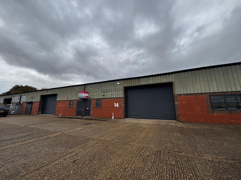 14-18 Page Rd, Norwich à louer - Photo de l’immeuble – Image 3 sur 6