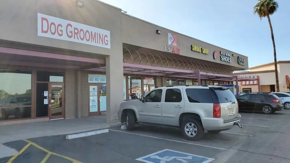 1911 W Broadway Rd, Mesa, AZ à louer - Photo de l’immeuble – Image 3 sur 5