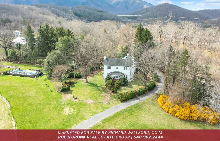 5832 W River Rd, Salem, VA à vendre - Photo de l’immeuble – Image 2 sur 7