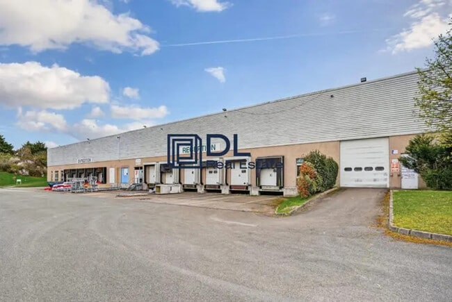 Plus de détails pour Industriel/Logistique à louer