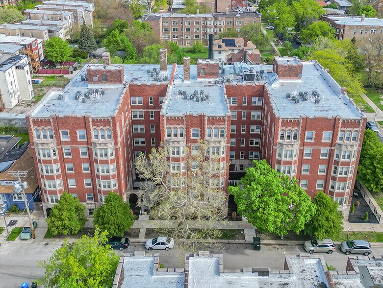 7350 S Phillips Ave, Chicago, IL à vendre - Photo de l’immeuble – Image 3 sur 12