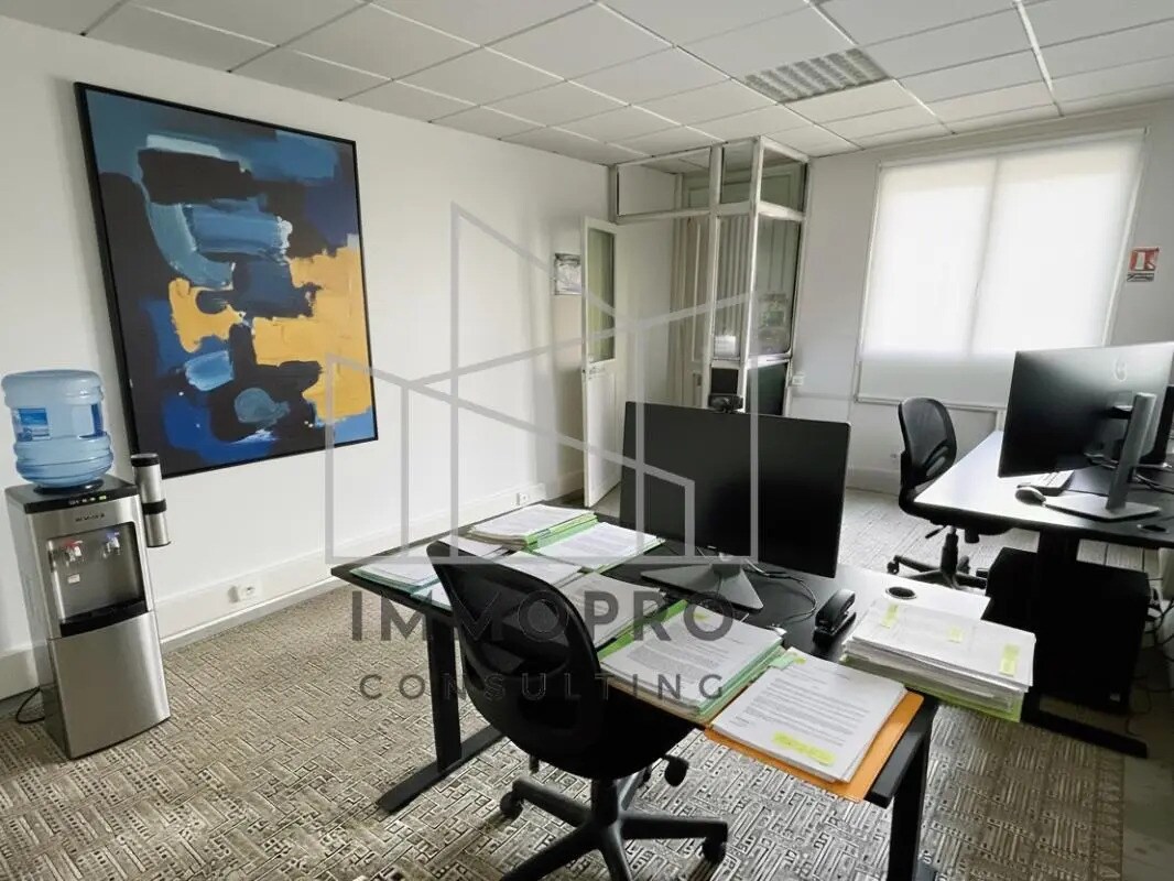 Bureau dans Maromme à louer Photo intérieure– Image 1 sur 4