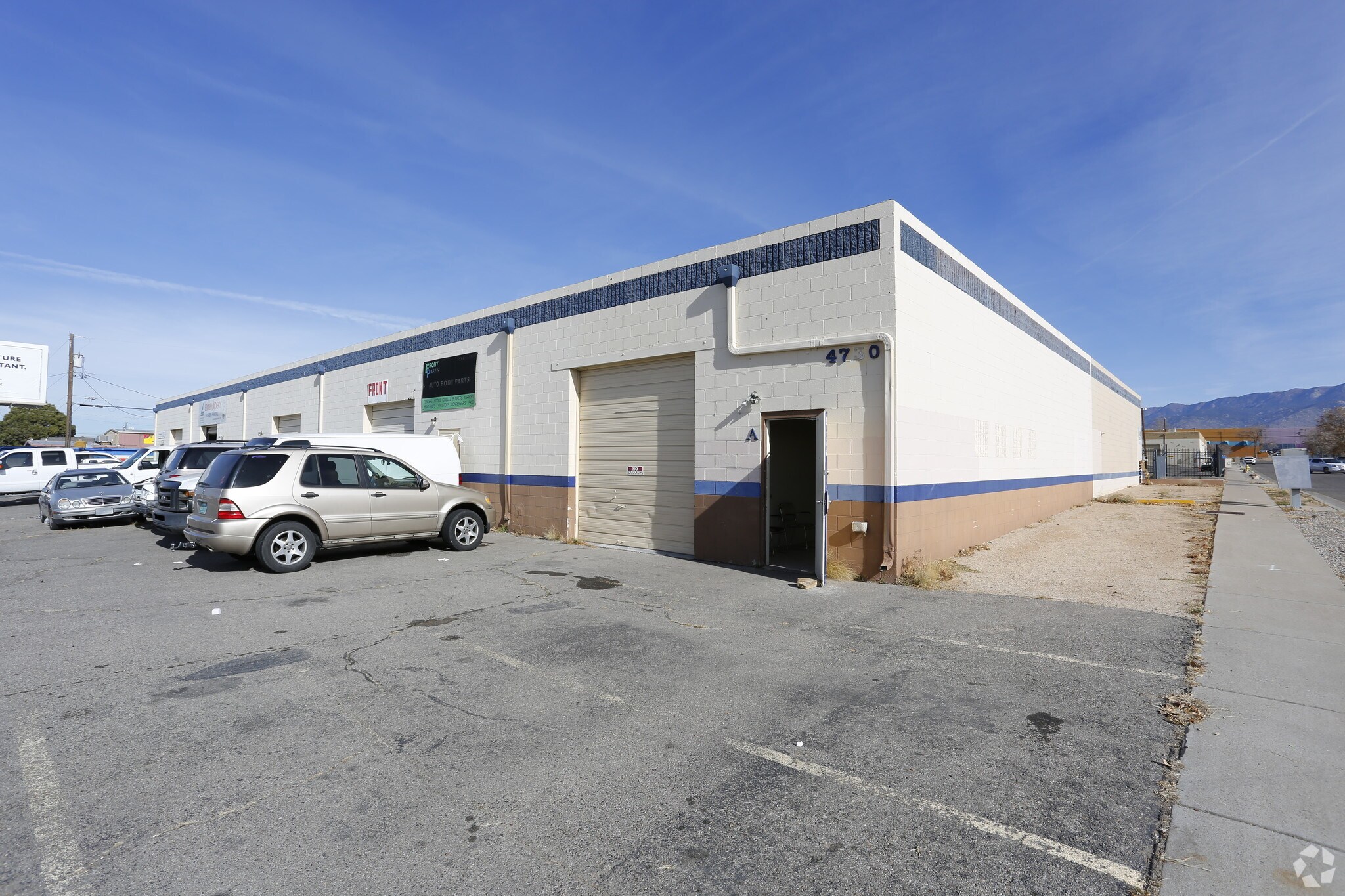 4730 Jefferson St NE, Albuquerque, NM à louer Photo principale– Image 1 sur 13