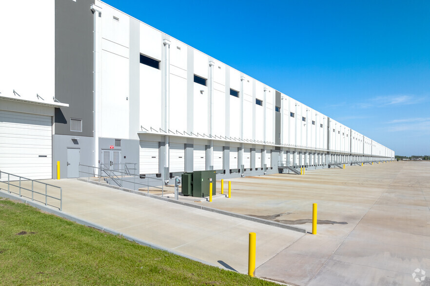 4100 Logistics Park, Winter Haven, FL à louer - Photo de l’immeuble – Image 3 sur 9