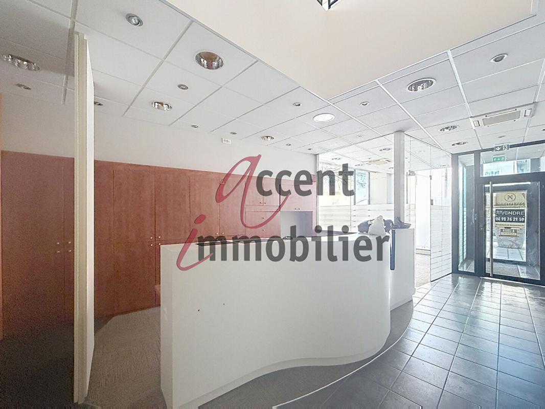 Local commercial dans Cavaillon à louer Photo intérieure– Image 1 sur 9