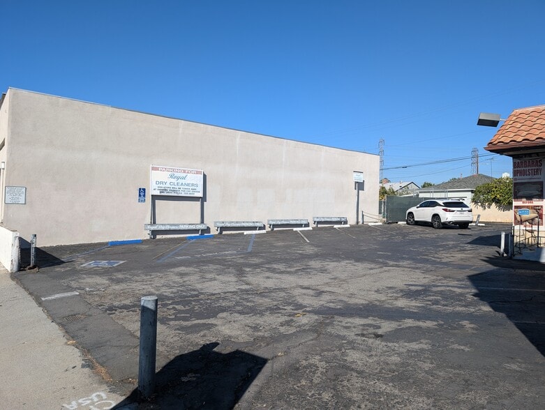 2600 W Beverly Blvd, Montebello, CA à louer - Photo de l’immeuble – Image 3 sur 5