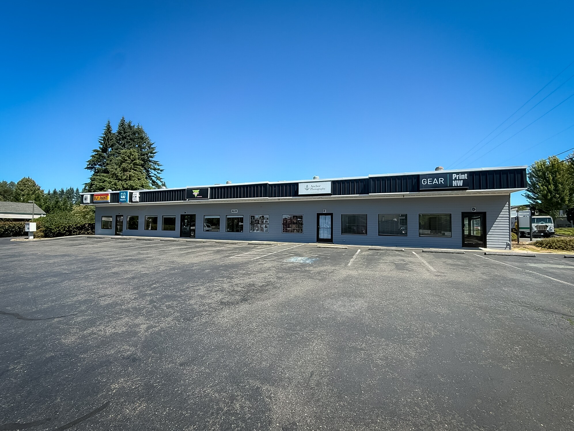 6528 Capitol Blvd SE, Tumwater, WA à louer Photo de l’immeuble– Image 1 sur 9