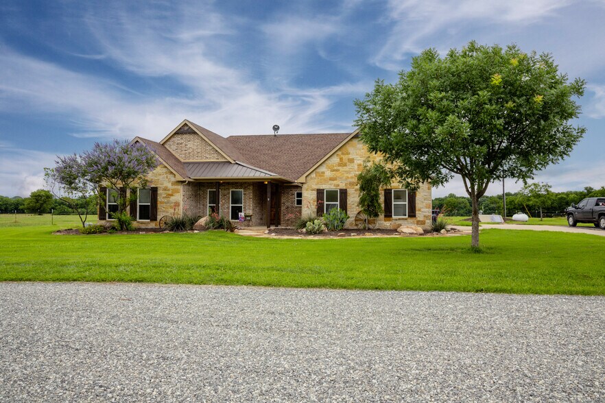 191 Bell Road, Van Alstyne, TX à vendre - Photo de l’immeuble – Image 3 sur 76