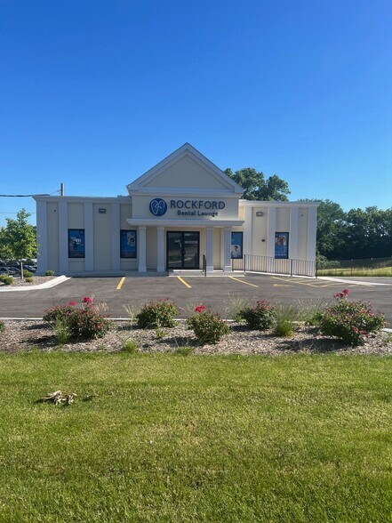 4312 E State St, Rockford, IL à louer - Photo de l’immeuble – Image 2 sur 16