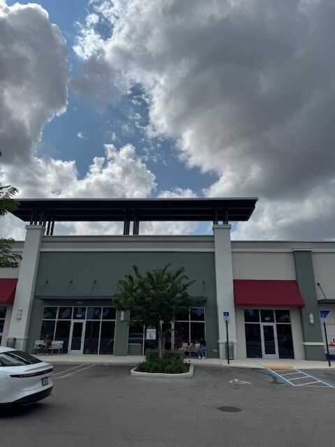 3600 N University Dr, Hollywood, FL à louer Photo principale– Image 1 sur 6
