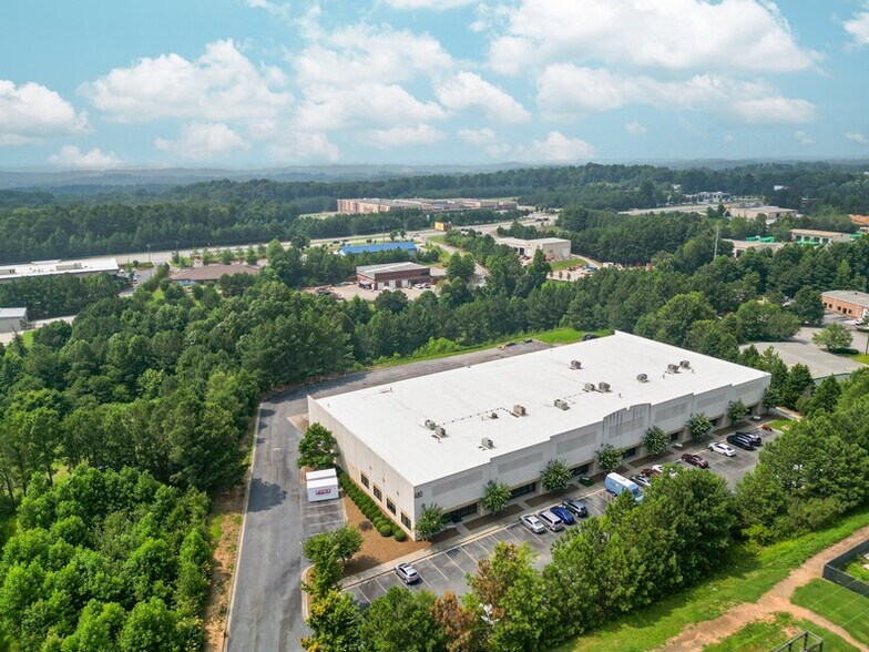 480 Brogdon Rd, Suwanee, GA à louer - Photo de l’immeuble – Image 3 sur 8