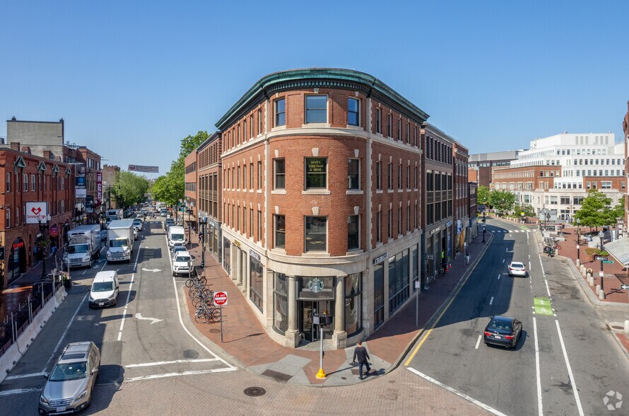 18-24 Brattle St, Cambridge, MA à louer - Photo de l’immeuble – Image 3 sur 13