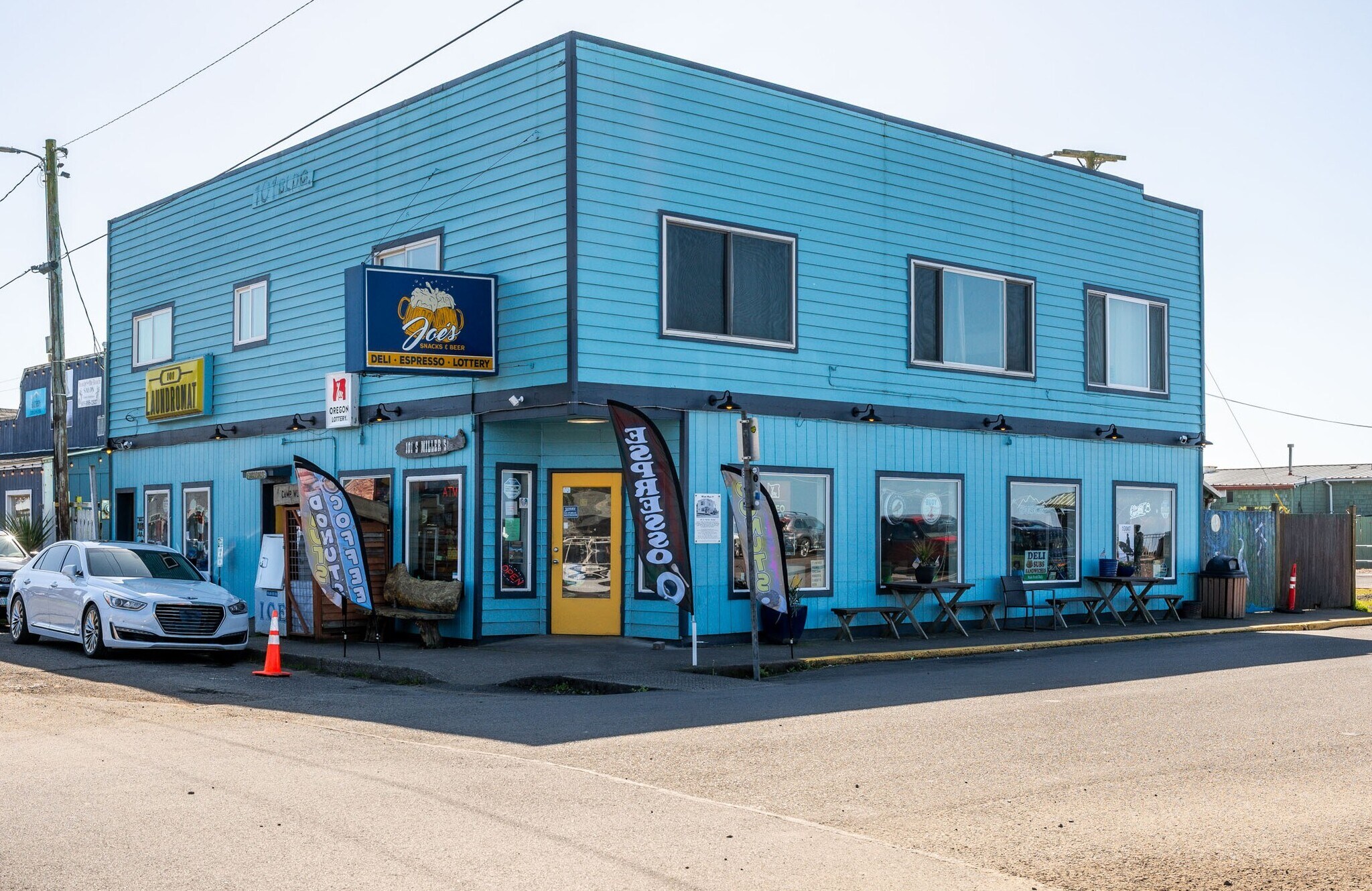 101 S Miller St, Rockaway Beach, OR à vendre Photo principale– Image 1 sur 55
