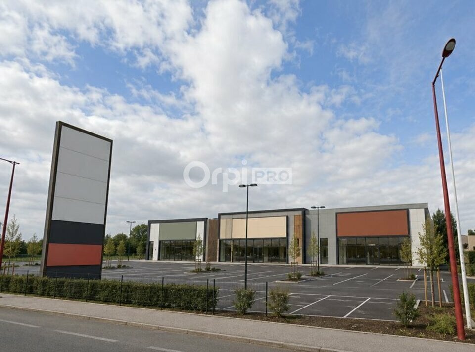 Local commercial dans Bergerac à louer Photo de l’immeuble– Image 1 sur 2