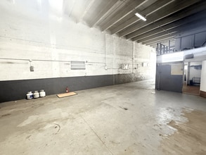 6405-6447 NW 82nd Ave, Miami, FL à louer Photo intérieure– Image 1 sur 3