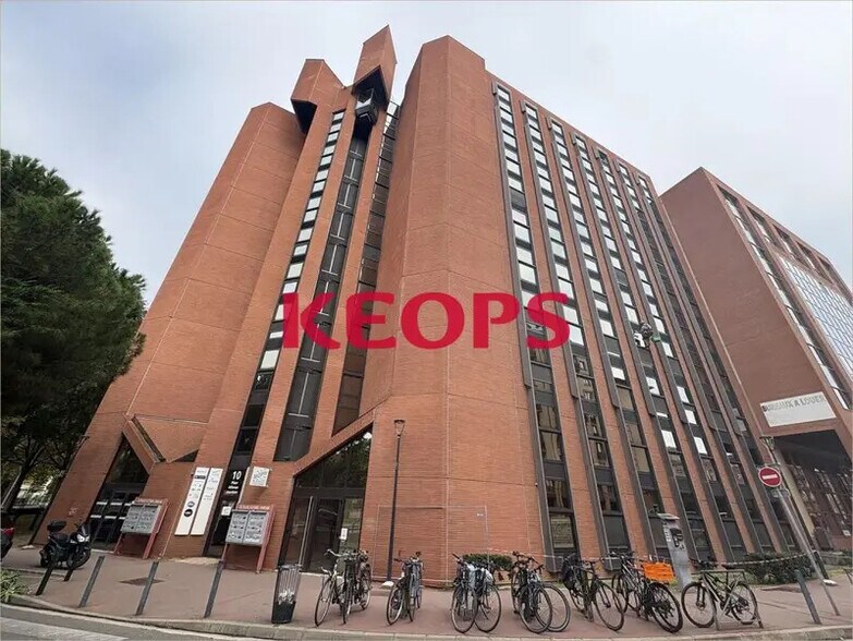 10 Place Alfonse Jourdain, Toulouse à vendre - Photo de l’immeuble – Image 2 sur 9