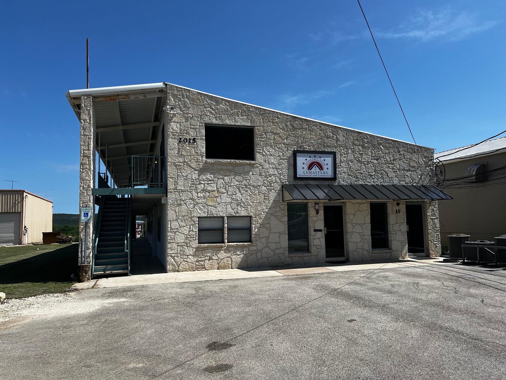 2015 FM 2673, Canyon Lake, TX à louer Photo de l’immeuble– Image 1 sur 9