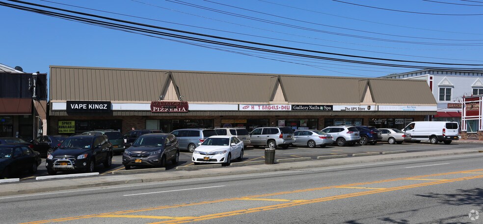 122-132 Shore Rd, Port Washington, NY à louer - Photo de l’immeuble – Image 3 sur 8