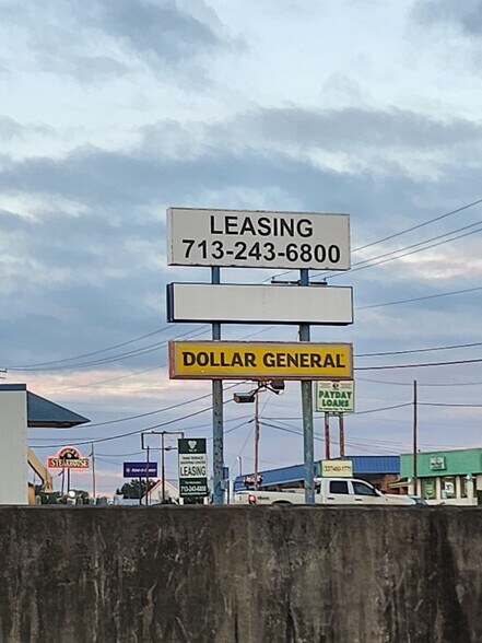 1005-1027 N Pine St, Deridder, LA à louer - Photo de l’immeuble – Image 2 sur 10