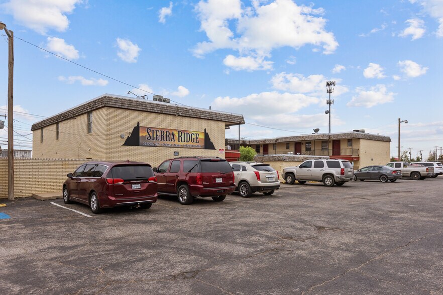 1322 E 7th St, Odessa, TX à vendre - Photo de l’immeuble – Image 2 sur 16