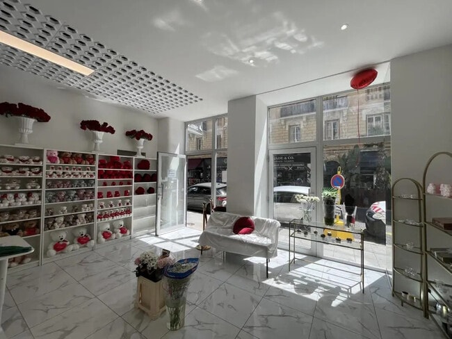 Plus de détails pour 16 Rue Gioffrédo, Nice - Local commercial à louer