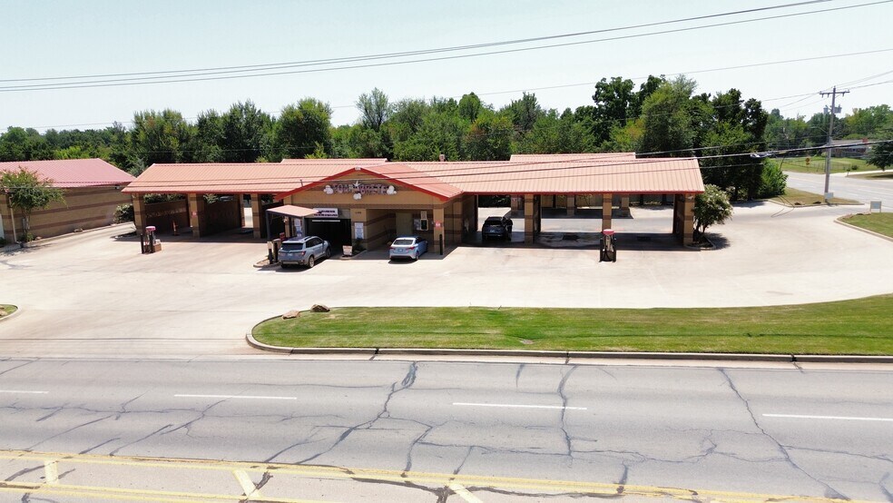 11100 E Reno Ave, Midwest City, OK à vendre - Photo de l’immeuble – Image 2 sur 8
