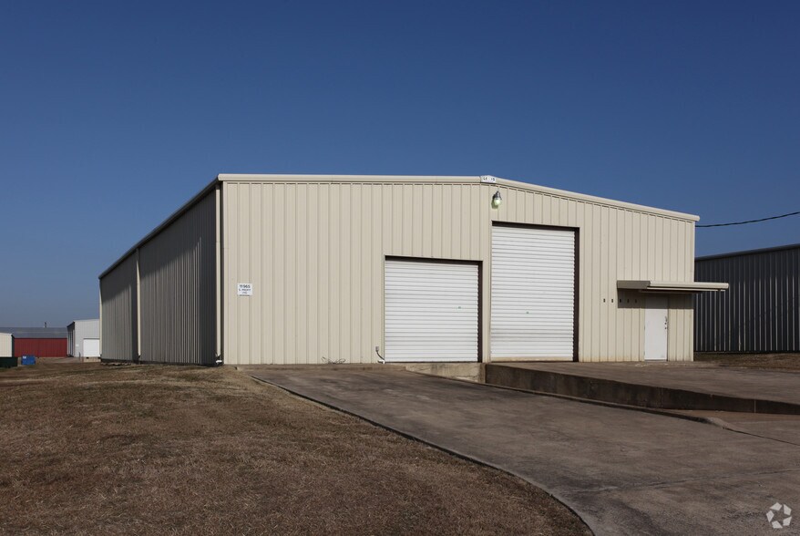 11965 S Profit Row, Forney, TX à louer - Photo principale – Image 1 sur 3