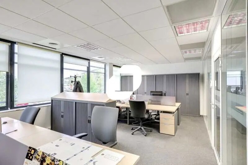 Bureau dans Saint-Priest à louer Photo intérieure– Image 1 sur 3