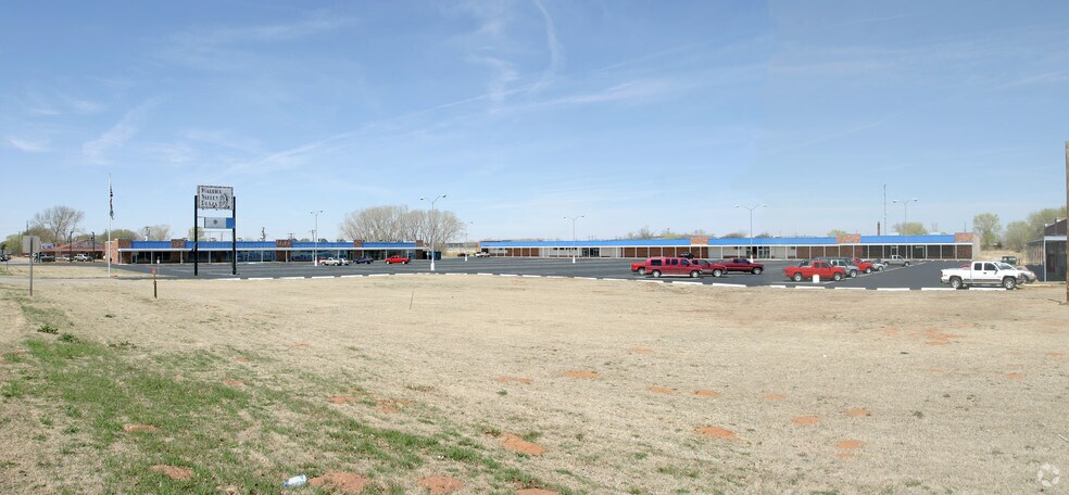 1300 E Central Blvd, Anadarko, OK à vendre - Photo de l’immeuble – Image 2 sur 5