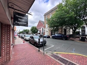 27 Monmouth St, Red Bank, NJ à louer Photo intérieure– Image 2 sur 4