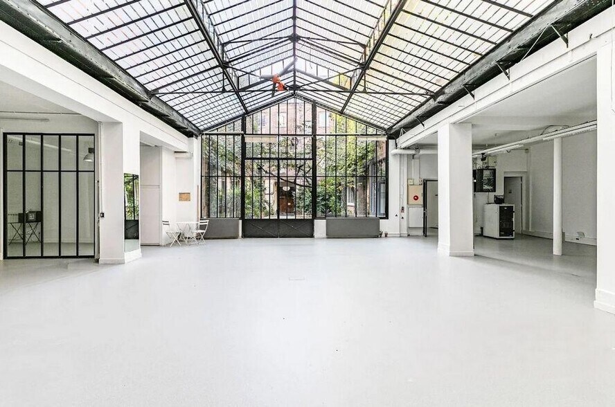 Bureau dans Paris à vendre - Photo de l’immeuble – Image 3 sur 10
