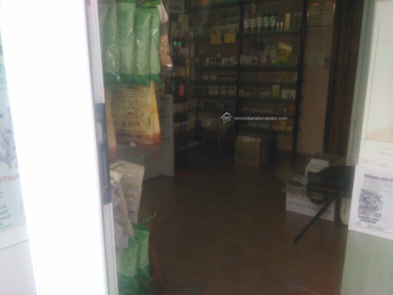 Local commercial dans Cáceres, Cáceres à louer - Photo de l’immeuble – Image 2 sur 4