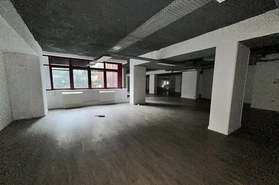 5-7 Rue Dareau, Paris à vendre - Photo de l’immeuble – Image 2 sur 7