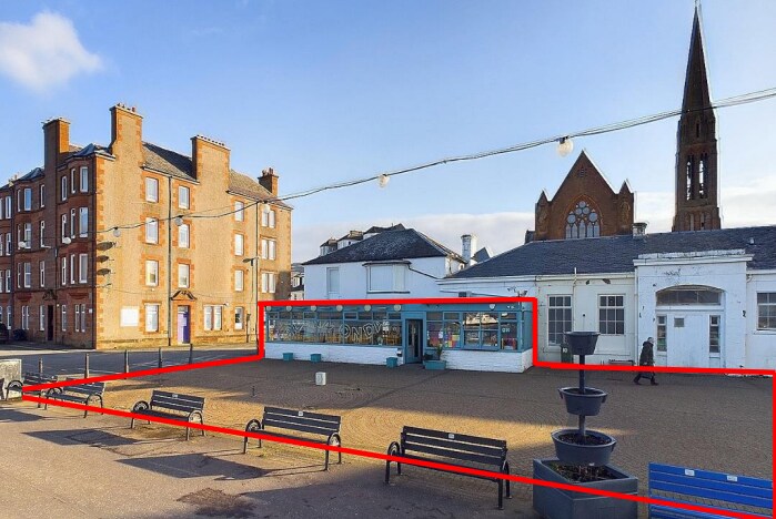 28 Bath St, Largs à vendre - Photo de l’immeuble – Image 3 sur 8