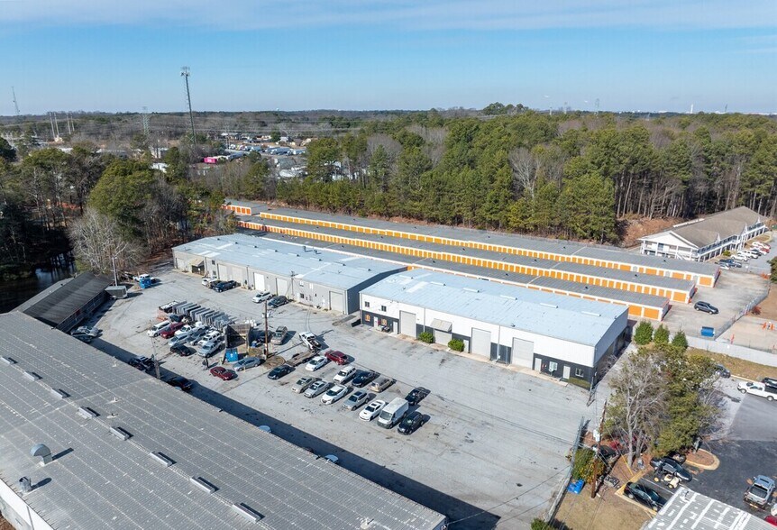 6275 Highway 85, Riverdale, GA à louer - Photo de l’immeuble – Image 2 sur 13