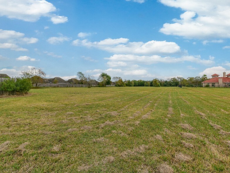 3609 Preston Ave, Pasadena, TX à louer - Photo de l’immeuble – Image 3 sur 18