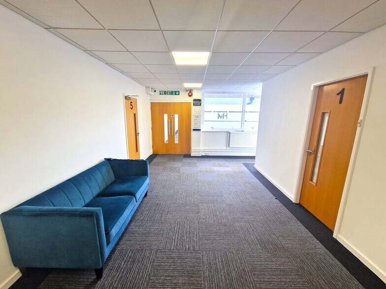 39-43 Stockport Rd, Stockport à louer - Photo de l’immeuble – Image 3 sur 13