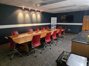 602-606 E Huntington Dr, Monrovia, CA à louer Photo intérieure– Image 2 sur 4