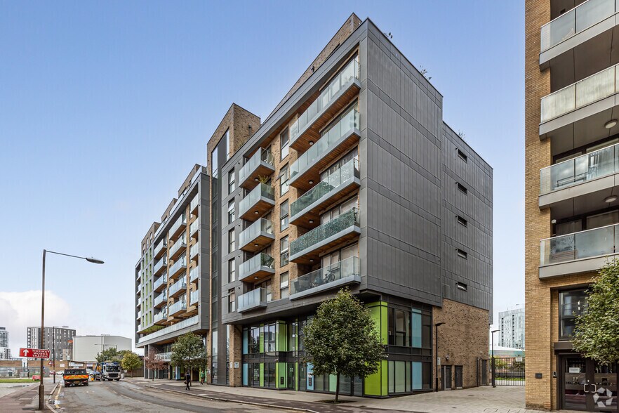 18-30 Norman Rd, Londres à vendre - Photo de l’immeuble – Image 2 sur 3