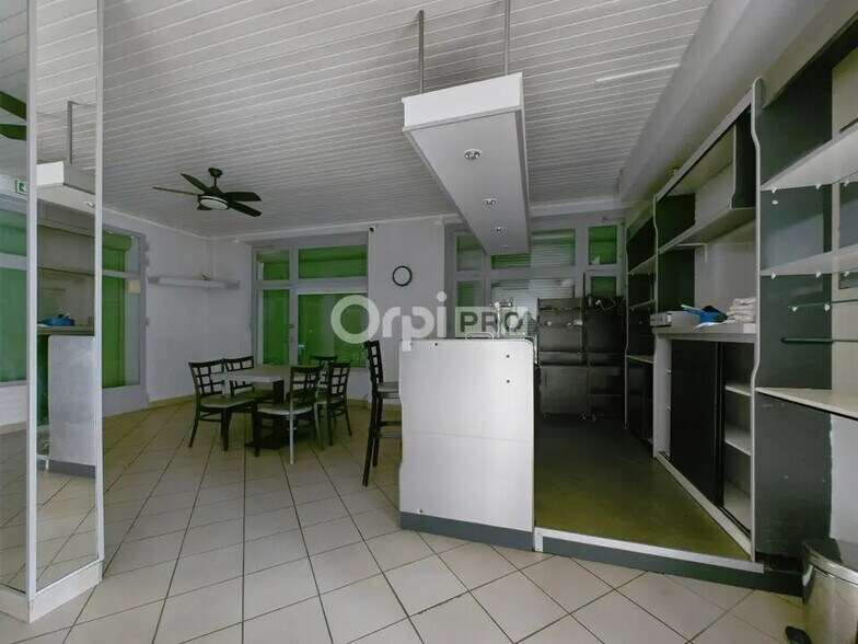 Local commercial dans Pont-en-Royans à vendre - Photo de l’immeuble – Image 3 sur 8