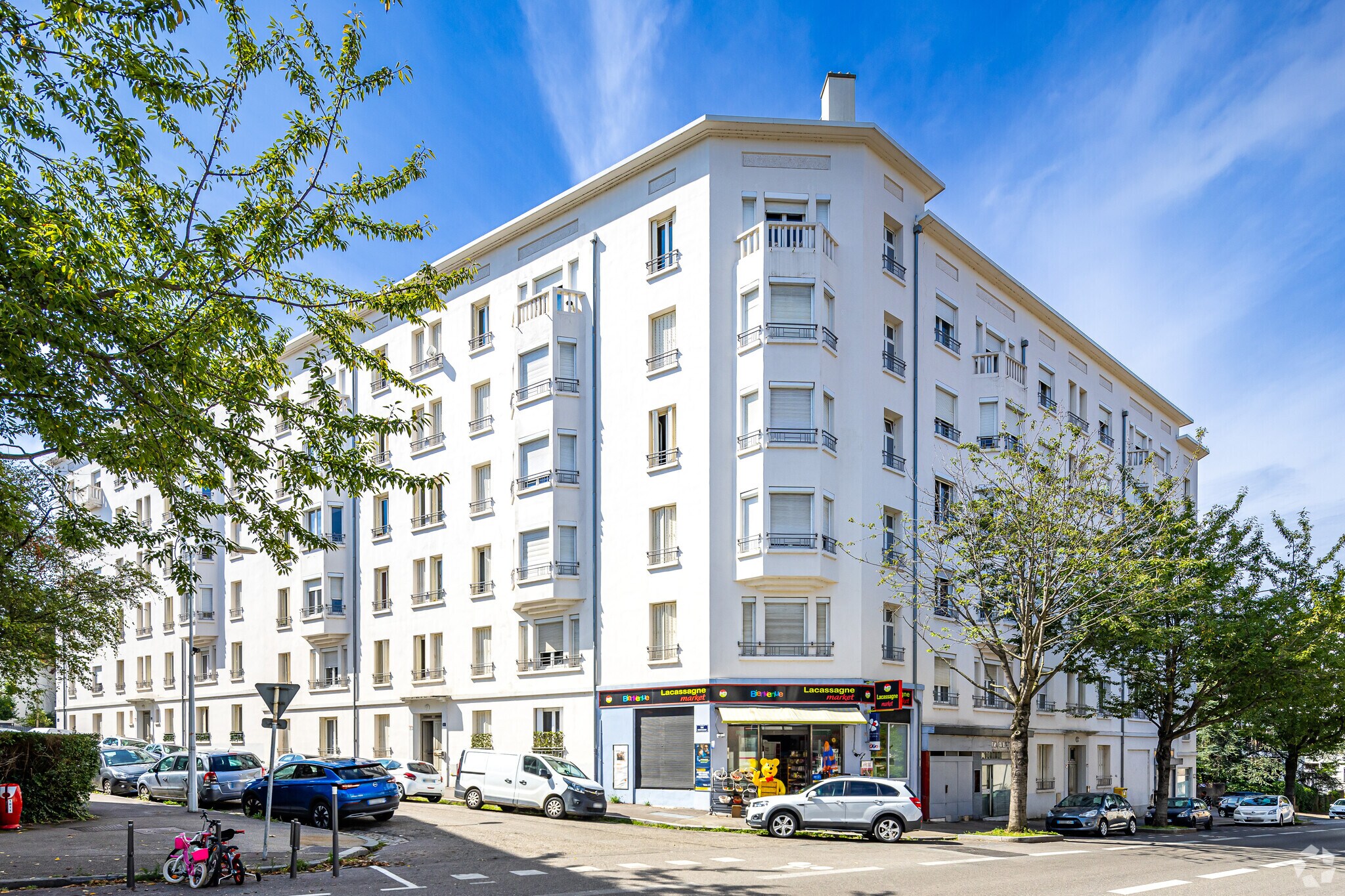 Immeuble residentiel dans Lyon à vendre Photo principale– Image 1 sur 5