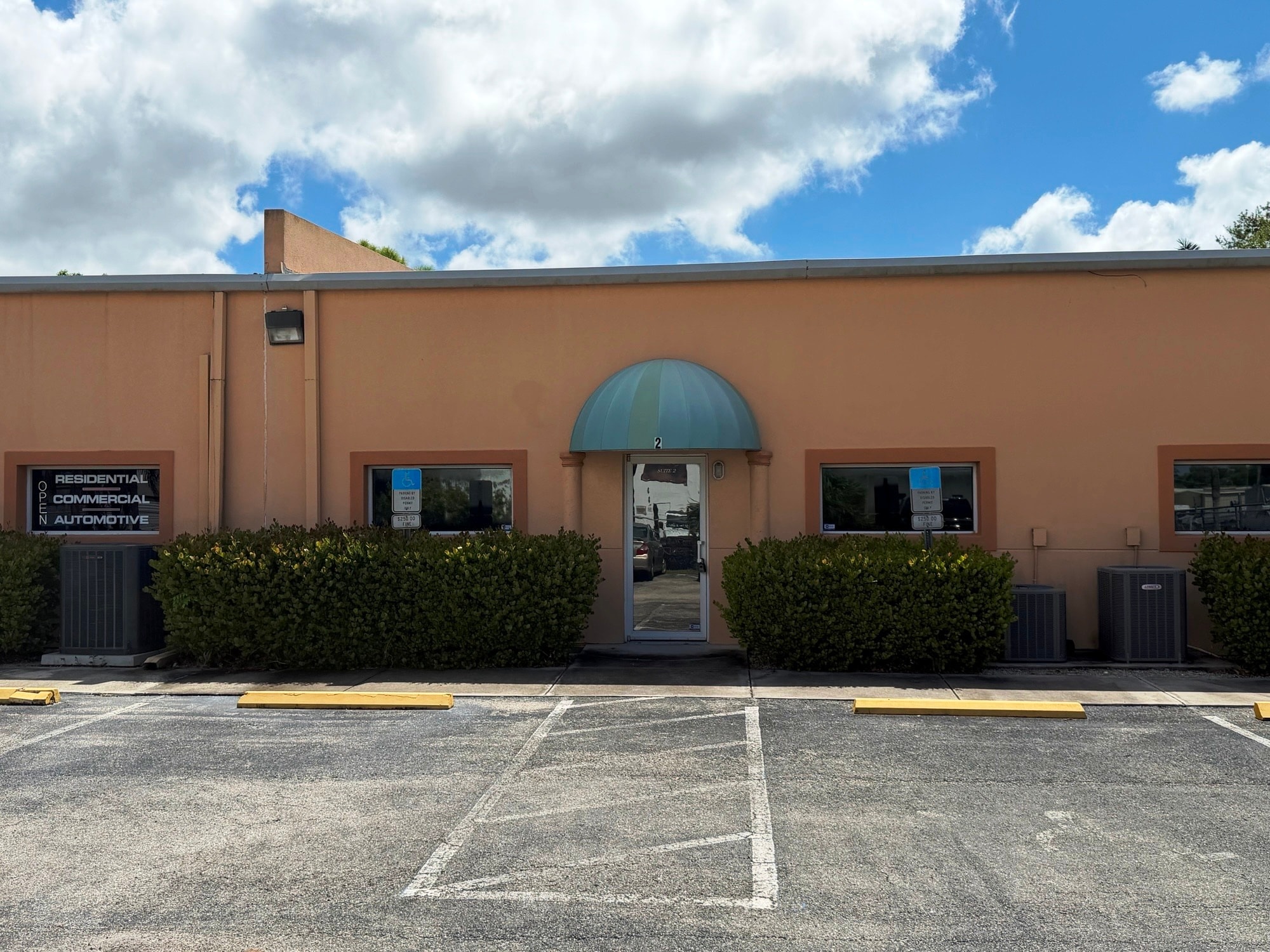 2275 Bruner Ln, Fort Myers, FL à louer Photo intérieure– Image 1 sur 13