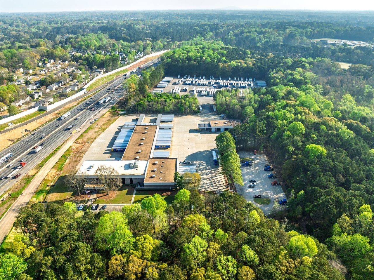 2704 Bouldercrest Rd SE, Atlanta, GA à louer Photo de l’immeuble– Image 1 sur 9
