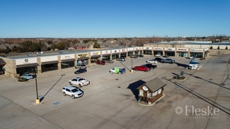 Plus de détails pour 121 E Waterloo Rd, Edmond, OK - Local commercial à louer