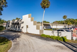 Plus de détails pour 1621 W University Pky, Sarasota, FL - Industriel/Logistique à louer