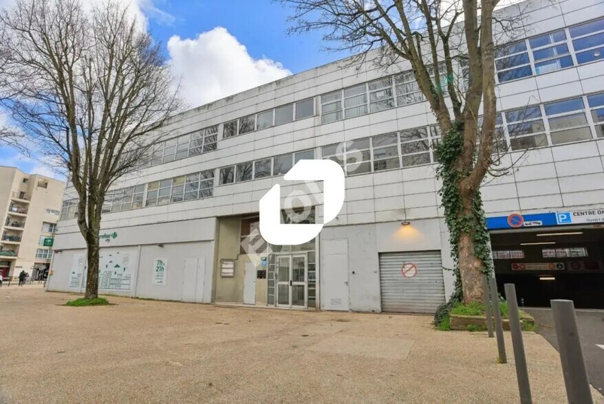 Bureau dans Noisiel à vendre - Photo de l’immeuble – Image 1 sur 10