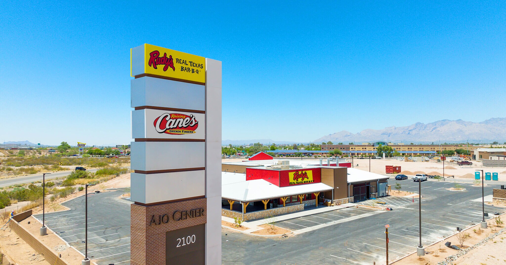 2100-2180 E Ajo Way, Tucson, AZ à louer Photo principale– Image 1 sur 6