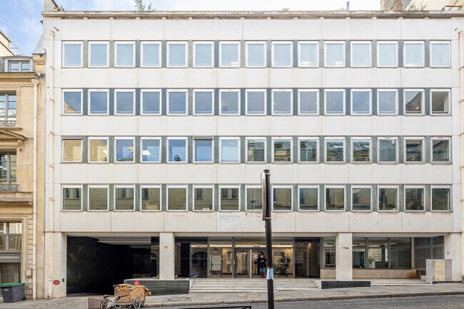 Plus de détails pour 11-11 Rue Christophe Colomb, Paris - Bureau à louer