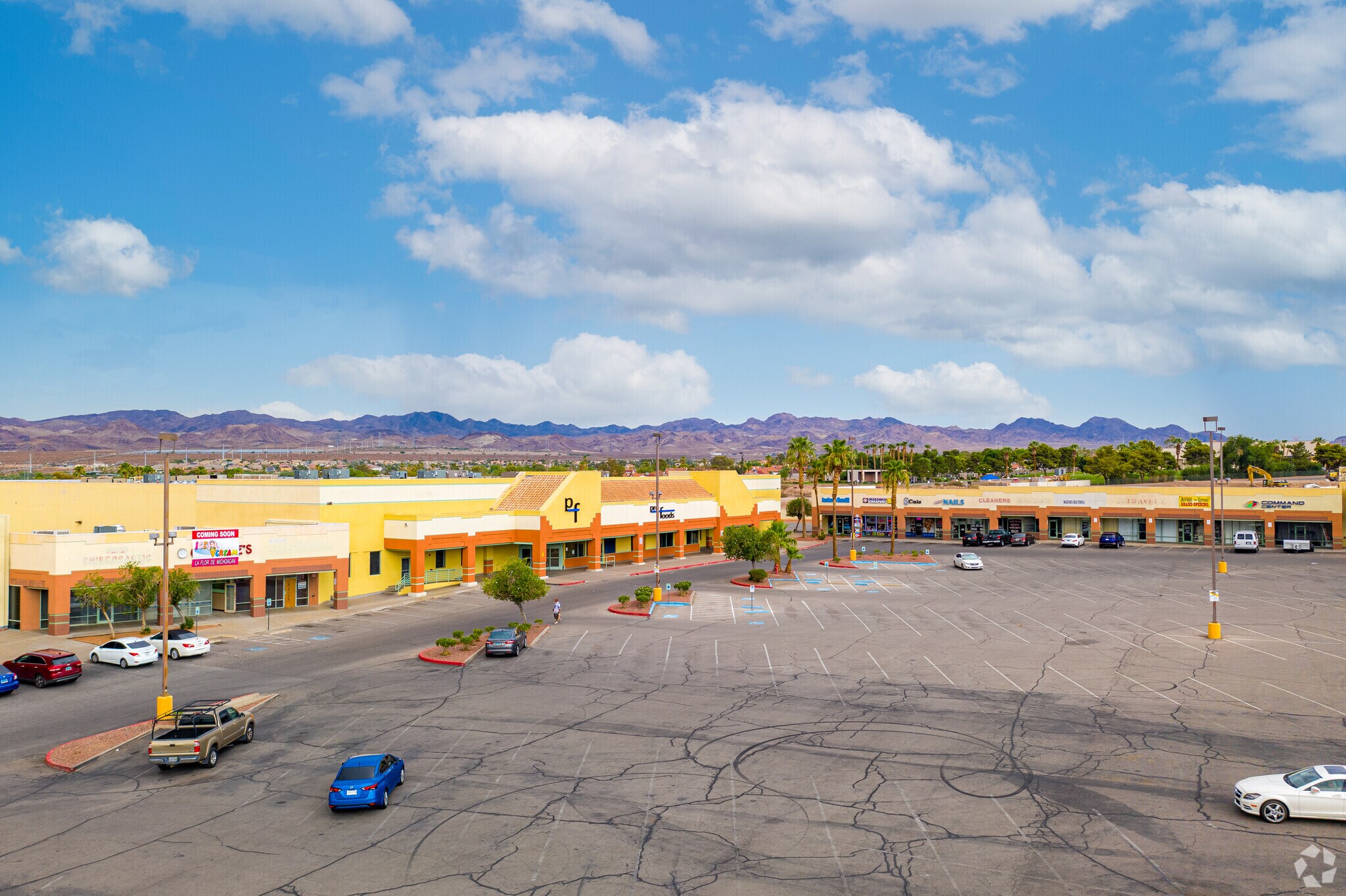 724 S Boulder Hwy, Henderson, NV à louer Photo de l’immeuble– Image 1 sur 9